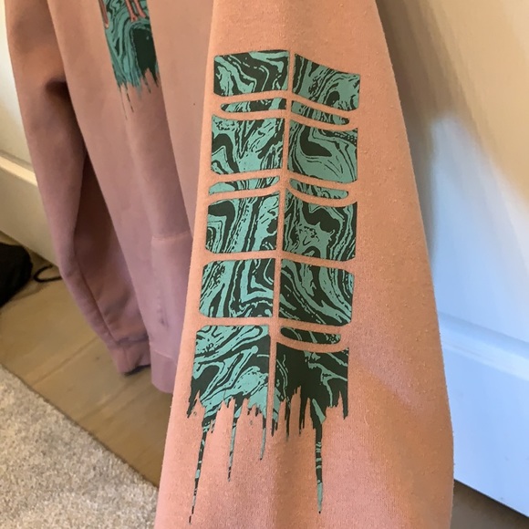 DUSTY ROSE DRIP HOODIE - Picture 6 of 6